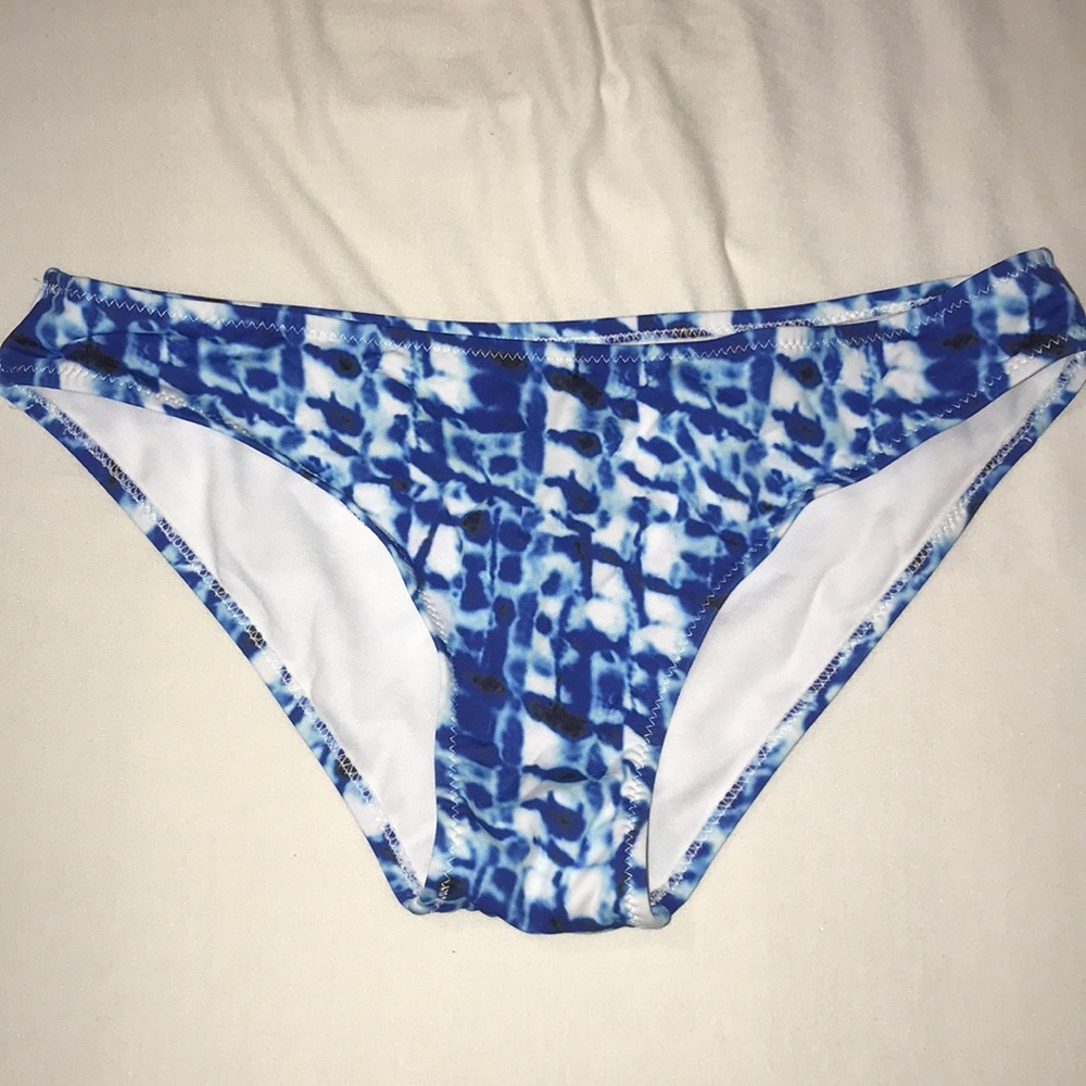 Bikini bottoms